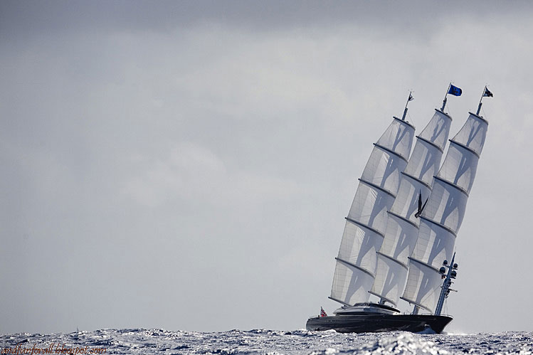 Malteški sokol – Najveća superjahta na svijetu (Foto: Andfunforall.blogspot.com) Malteški sokol – Najveća superjahta na svijetu (Foto: Andfunforall.blogspot.com)