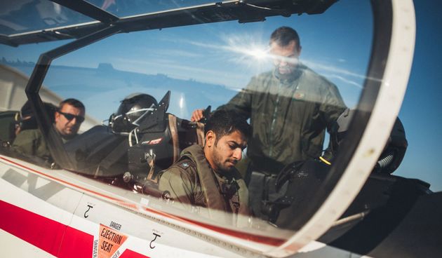 U Zemuniku letačku obuku započelo osam omanskih polaznika