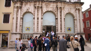 Image 432685 (auto) Image 432685 (auto)