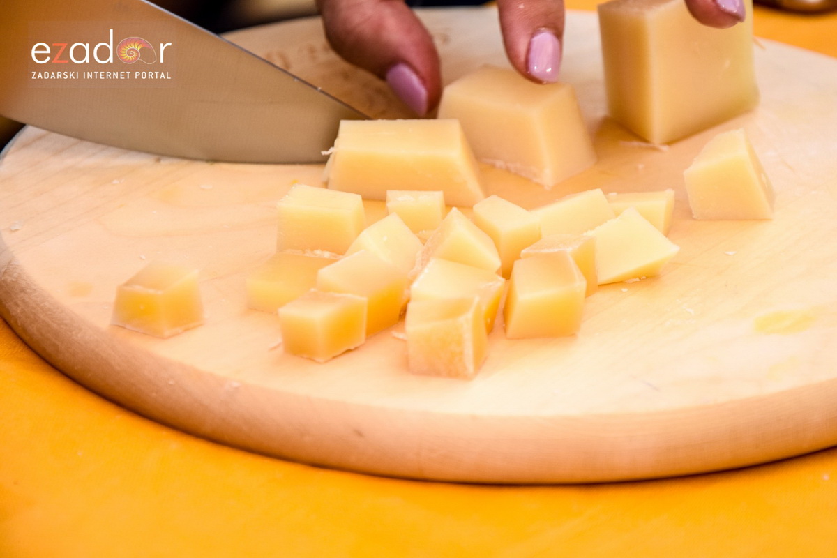 4. Fešta od sira u Kolanu