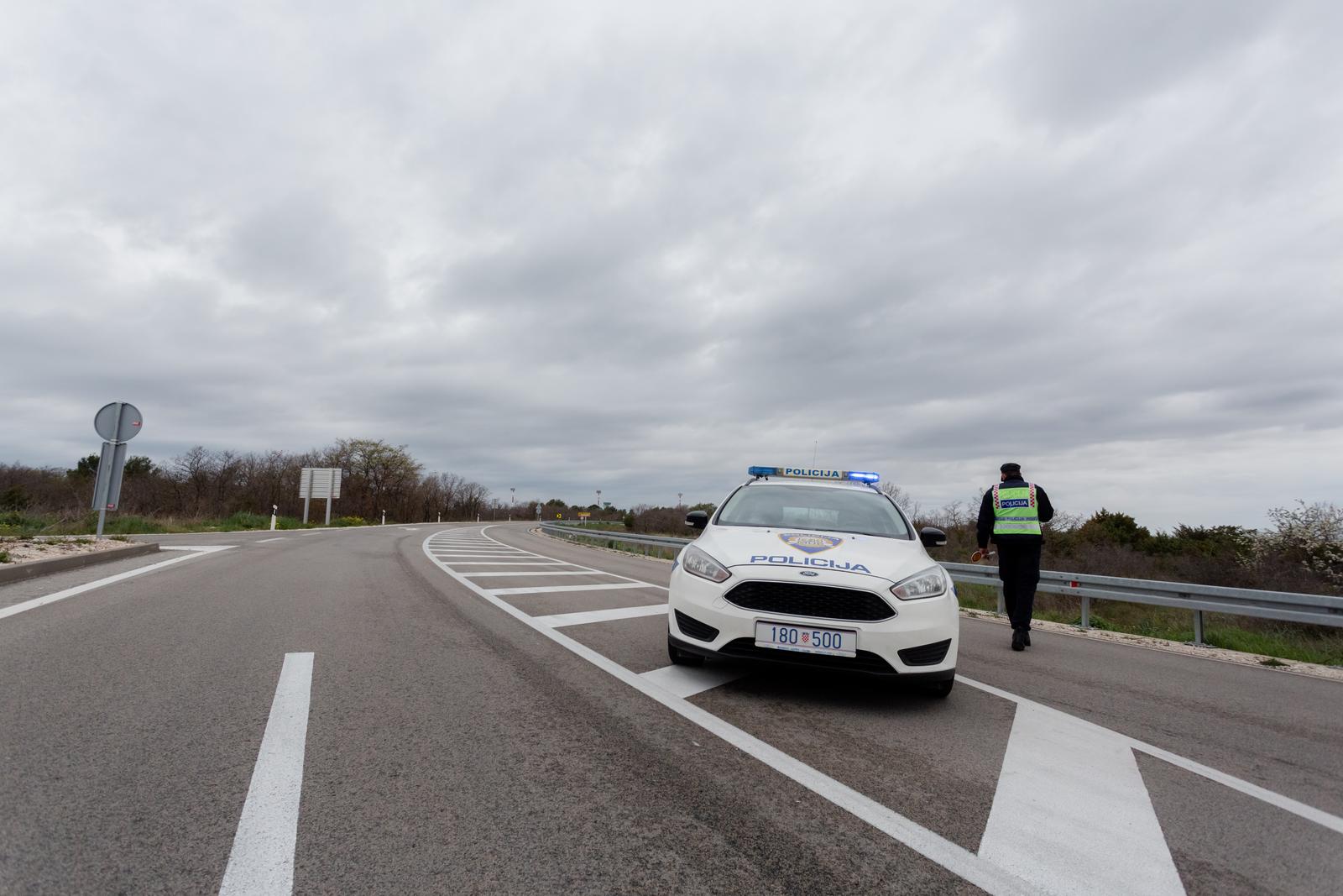 U teškoj prometnoj nesreći u Zemuniku poginule tri slovenske državljanje