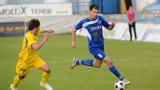 Zadar, 230411. Nogomet, 26. kolo prve hrvatske nogometne lige : Zadar – Inter. Stadion na stanovima. Na fotografiji : Igrac Zadra Marin Con. Foto : Andrija Lucic / cropix Zadar, 230411. Nogomet, 26. kolo prve hrvatske nogometne lige : Zadar – Inter. Stadion na stanovima. Na fotografiji : Igrac Zadra Marin Con. Foto : Andrija Lucic / cropix