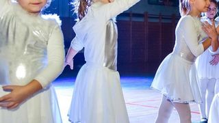 Plesna Božićna čarolija na otoku Pagu