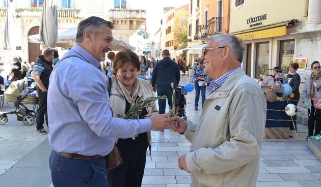 Zadarski Hsls na trgu povodom Svjetskog dana zdravlja