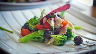 Restoran Bruschetta: Dani dimljenih i mariniranih Cromarisovih proizvoda (3) Restoran Bruschetta: Dani dimljenih i mariniranih Cromarisovih proizvoda (3)