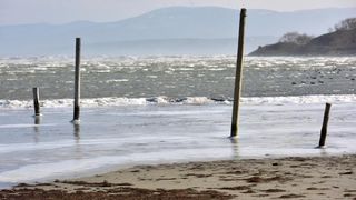 Jaka bura na zadarskom području otežava cestovni i pomorski promet, foto: Dino STanin/PIXSELL Jaka bura na zadarskom području otežava cestovni i pomorski promet, foto: Dino STanin/PIXSELL