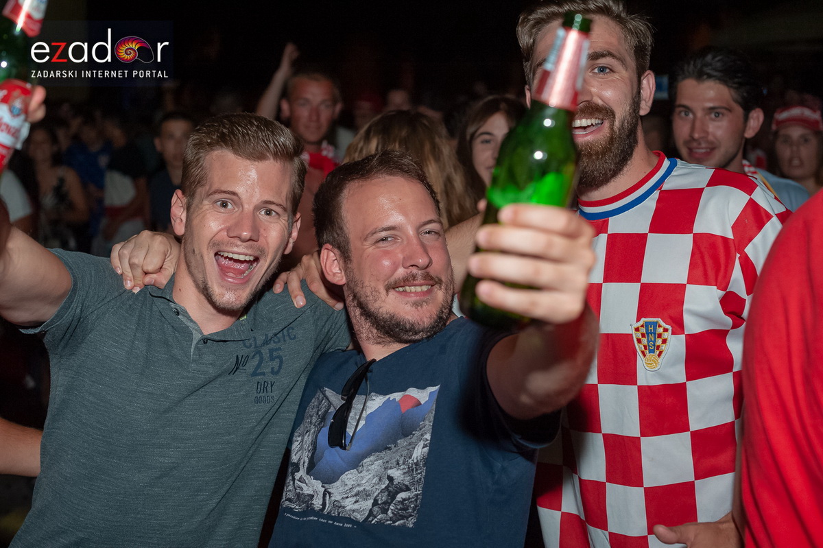 Zadar je gorio: Velika fešta nakon plasmana Vatrenih u polufinale Svjetskog prvenstva