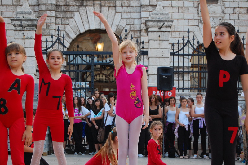 Narodni trg: Dan plesa radija 057, foto: Tea Balog Narodni trg: Dan plesa radija 057, foto: Tea Balog