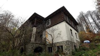 Bivša plućna bolnica, planinarski dom, dom Sindikata, izletište, planinarska kuća…