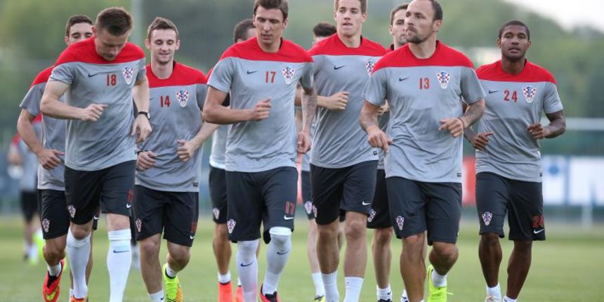 Sjajan doček Vatrenih u Bad Tatzmannsdorfu, Foto: Igor Kralj/PIXSELL Sjajan doček Vatrenih u Bad Tatzmannsdorfu, Foto: Igor Kralj/PIXSELL