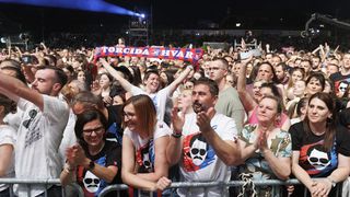 Mišo Kovač i prijatelji na Starom placu u Splitu Mišo Kovač i prijatelji na Starom placu u Splitu