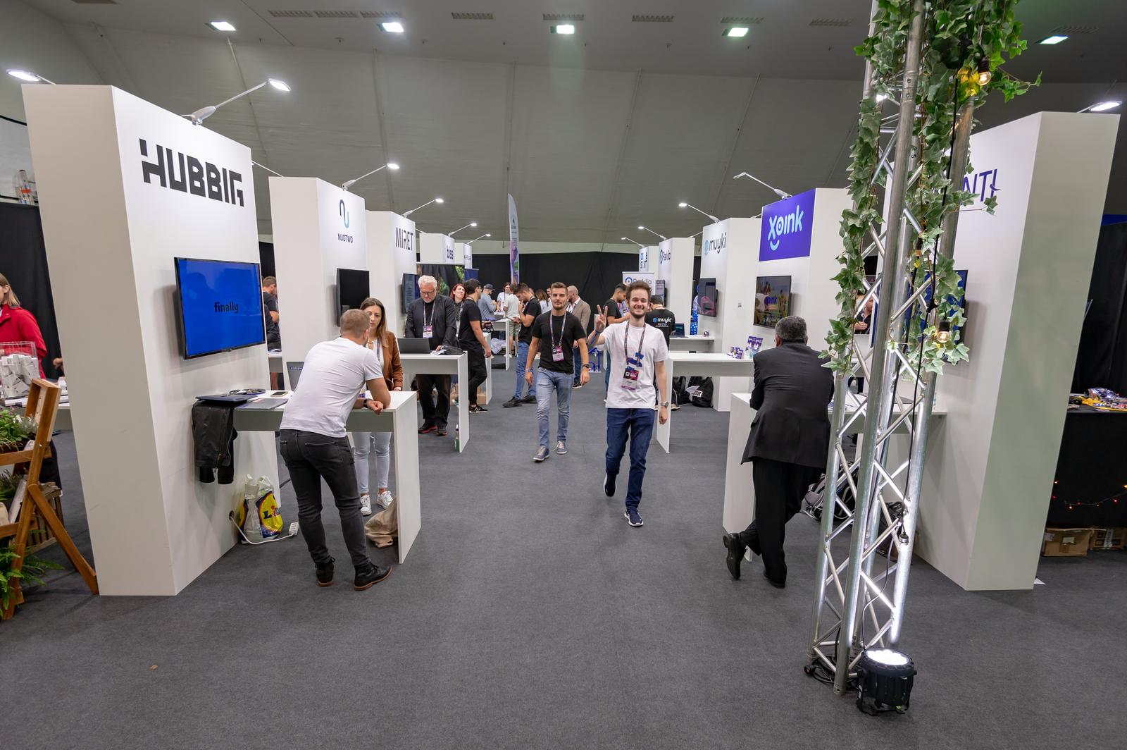 UREĐIVANJE GALERIJE: Međunarodna konferencija Infobip Shift počela na Višnjiku UREĐIVANJE GALERIJE: Međunarodna konferencija Infobip Shift počela na Višnjiku