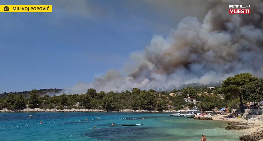 Požar u Općini Okrug, Čiovo, 10.7.2021.