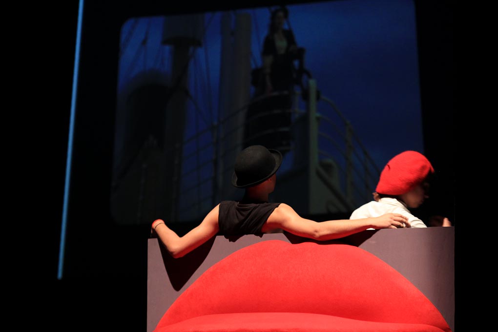 U suradnji HNK Zadar i Kazališne udruge “Igrajmo se” premijerno je izvedena predstava “Sasvim sam popubertetio” u režiji Žane Bumber. foto: Iva Perinčić U suradnji HNK Zadar i Kazališne udruge “Igrajmo se” premijerno je izvedena predstava “Sasvim sam popubertetio” u režiji Žane Bumber. foto: Iva Perinčić