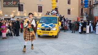 Zadarski karneval 2018: Povorka maškaranih skupina od Gradskih vrata preko Foruma do Narodnog trga Zadarski karneval 2018: Povorka maškaranih skupina od Gradskih vrata preko Foruma do Narodnog trga