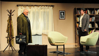 Zadar, 19.10.2012. snimio: Nenad Marčev
komedija
D. Kovačević: PROFESIONALAC ili Tužna komedija po Luki,
Kazališna družina ”Glumci u Zagvozdu” &
SATIRIČKO KAZALIŠTE KEREMPUH
redatelj: Bogdan Diklić
igraju: D. Ljuština, V. Mlikota,
A. Zadar, 19.10.2012. snimio: Nenad Marčev
komedija
D. Kovačević: PROFESIONALAC ili Tužna komedija po Luki,
Kazališna družina ”Glumci u Zagvozdu” &
SATIRIČKO KAZALIŠTE KEREMPUH
redatelj: Bogdan Diklić
igraju: D. Ljuština, V. Mlikota,
A.