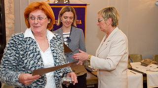 Lions club Zadar dodijelio zahvalnice umjetnicima, foto: Leo Banic Lions club Zadar dodijelio zahvalnice umjetnicima, foto: Leo Banic