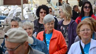 “Relaksice” u akciji “1000 koraka kroz 1000 ulica”, foto: Iva Perinčić “Relaksice” u akciji “1000 koraka kroz 1000 ulica”, foto: Iva Perinčić