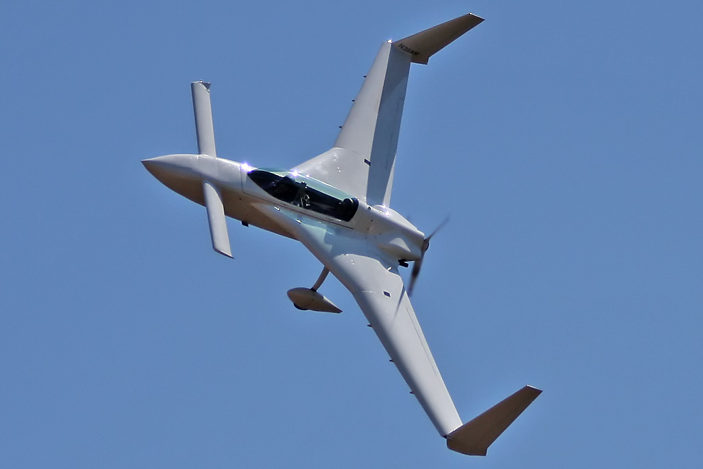 Đir akrobatskim zrakoplovom, Foto: Marin Gospić