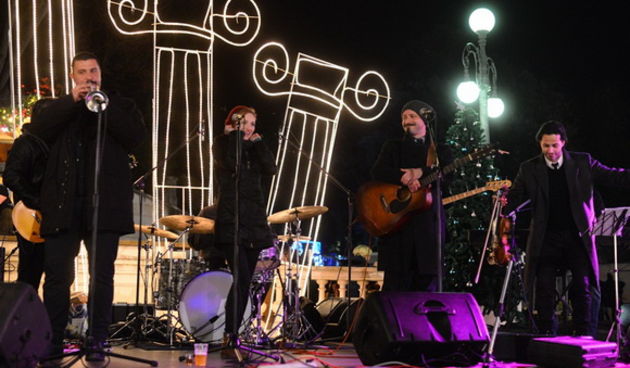 Advent u Zadru: Pavel raspjevao i rasplesao Zadrane na Trgu Petra Zoranića. Foto: Iva Perinčić