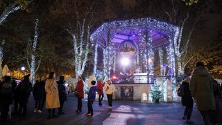 Zagrebački Advent ove godine pun je svjetla i šarenila