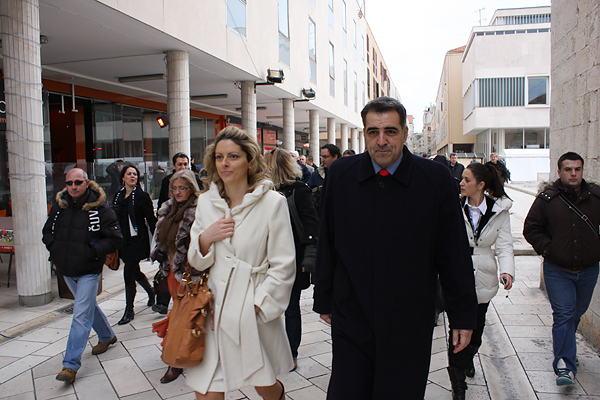 Image 1033339 (auto) Image 1033339 (auto)