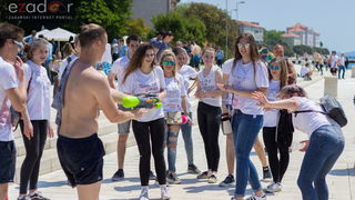 Ludijada zadarskih maturanata na Pozdravu suncu i Morskim orguljama