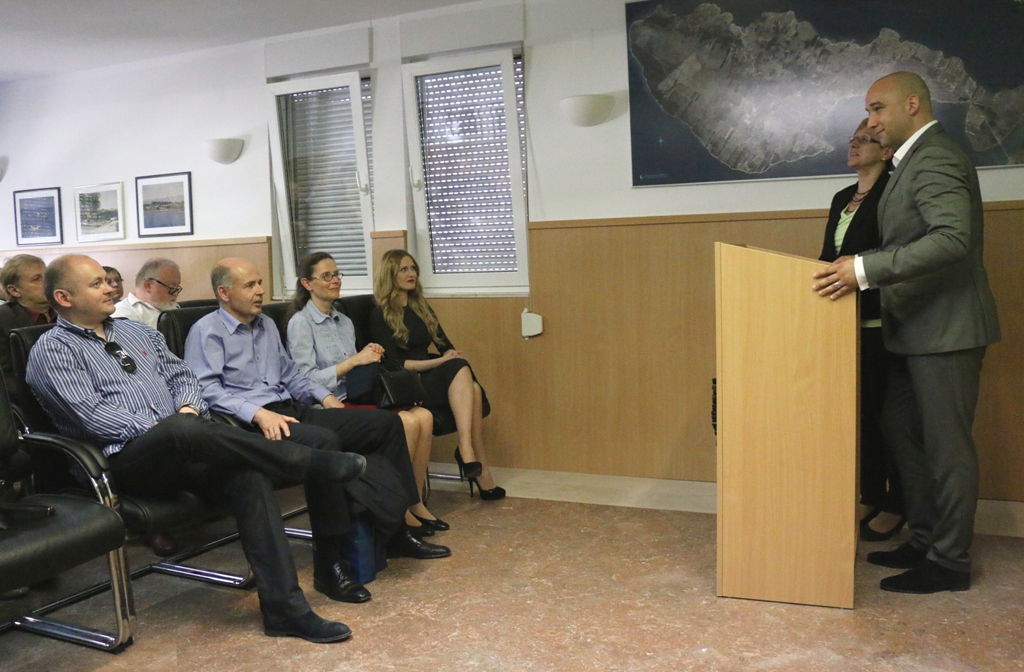 Delegacija Južnomoravske regije u posjeti otoku Viru Delegacija Južnomoravske regije u posjeti otoku Viru