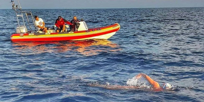 Dina Levačić- plivački maraton Vis – Split Dina Levačić- plivački maraton Vis – Split