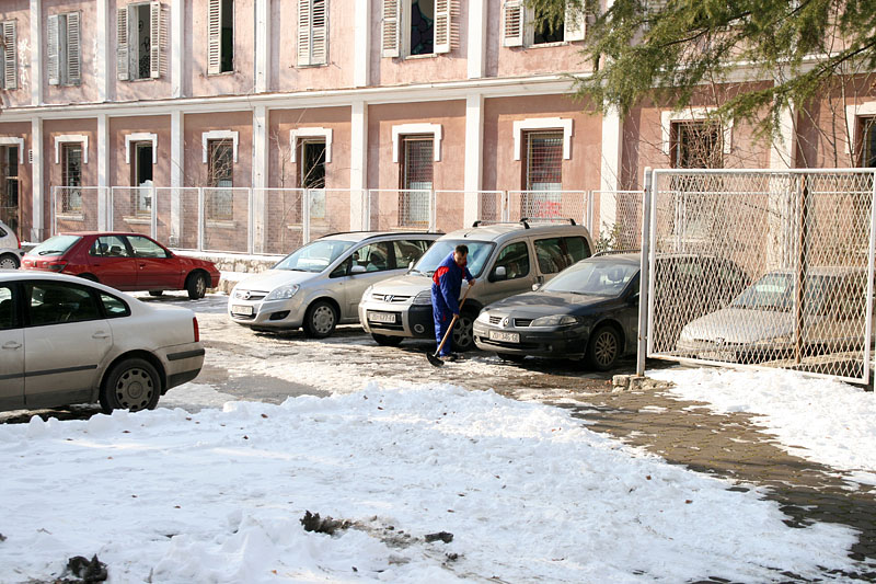 Snježni đir oko Gradske knjižnice Zadar, Foto: Lucija Juravić Snježni đir oko Gradske knjižnice Zadar, Foto: Lucija Juravić