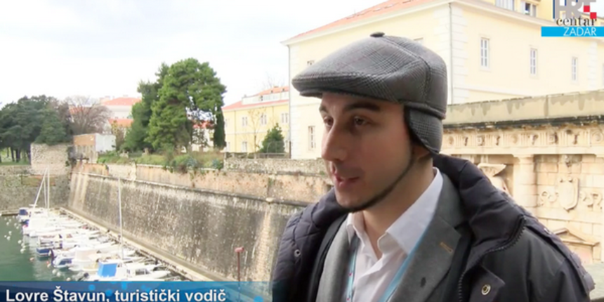 Lovre Štavun jedini licencirani zadarski turistički vodič za japanski jezik. Screenshot: youtube Lovre Štavun jedini licencirani zadarski turistički vodič za japanski jezik. Screenshot: youtube