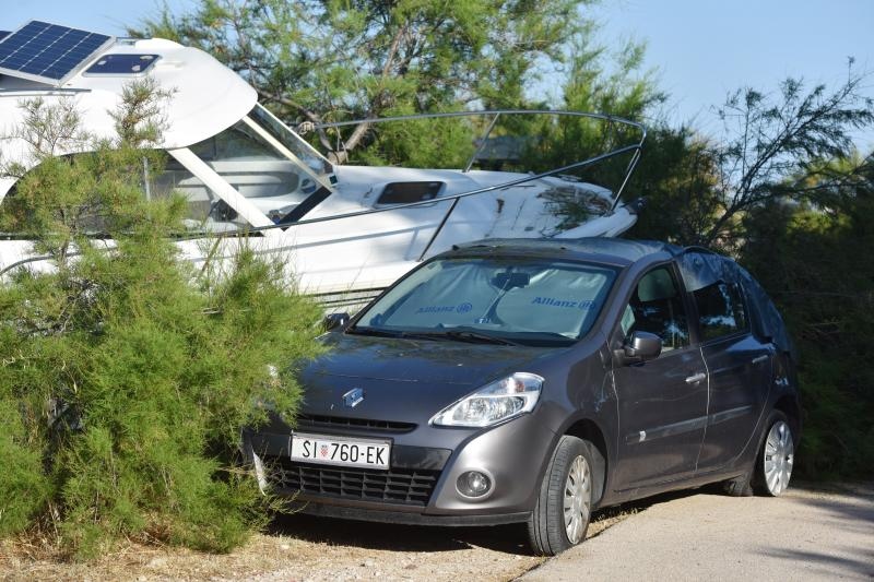 Pijan gliserom izletio na šibensku plažu Jadrija