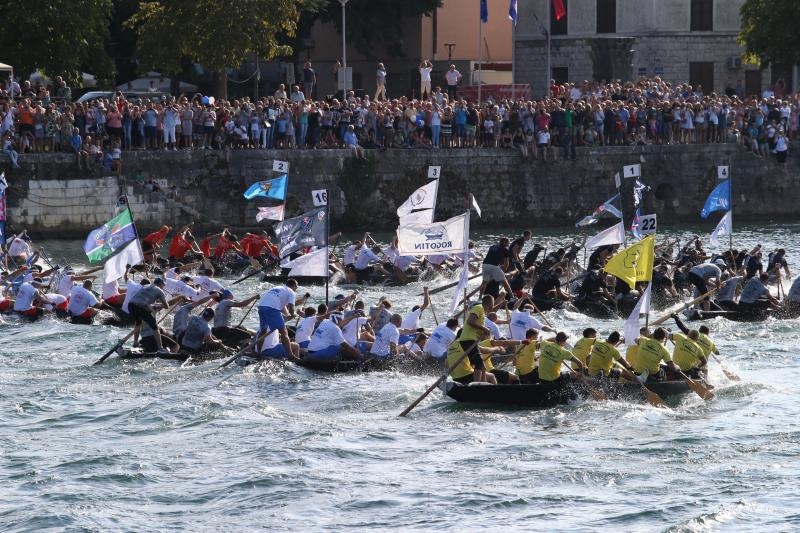 Gusari iz Komina pobjednici Maratona lađa od Metkovića do Ploča