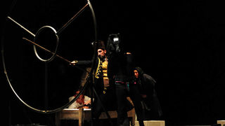 Zadar, 11.04.2013. snimio: Nenad Marčev
dramska pretplata
GRADSKO KAZALIŠTE MLADIH SPLIT
Redatelj: Ivan Leo Lemo
Krčma, alkar, duga
po motivima pripovjedaka Dinka Šimunovića
igraju: Ana Gruica, Belmondo Miliša, Slavko Sobin,
Ivo Perkušić, Zadar, 11.04.2013. snimio: Nenad Marčev
dramska pretplata
GRADSKO KAZALIŠTE MLADIH SPLIT
Redatelj: Ivan Leo Lemo
Krčma, alkar, duga
po motivima pripovjedaka Dinka Šimunovića
igraju: Ana Gruica, Belmondo Miliša, Slavko Sobin,
Ivo Perkušić,