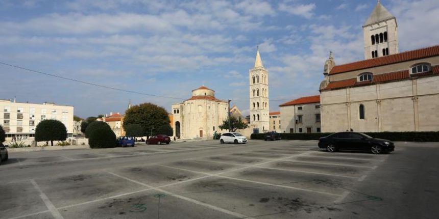 Parking kod crvke svete Marije bit ce privremeno zatvoren zbog sondaznih istrazivanja koje izvodi Arheoloski muzej Zadar. Photo: Filip Brala/PIXSELL