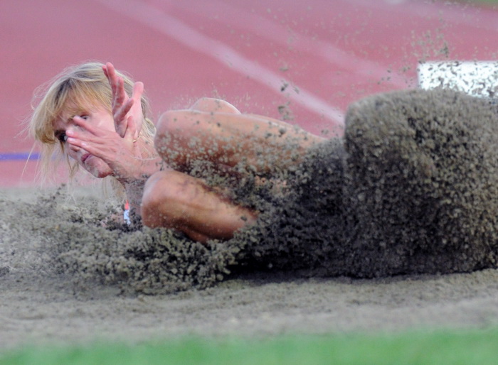 Zagreb, 130911.
IAAF World Challenge Zagreb 2011, 
61. memorijal Borisa Hanzekovica na atletskom stadionu Mladost na Savi.
Na slici: Margrethe Renstorm, skok u dalj.
Foto: Srdjan Vrancic / CROPIX