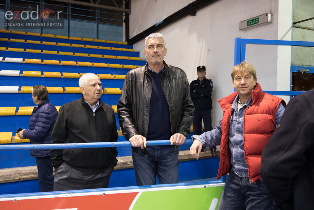 Fešta u povodu 80. rođendana Pina Giergie: Vetarani KK Zadar – Veterani KK Olimpija Fešta u povodu 80. rođendana Pina Giergie: Vetarani KK Zadar – Veterani KK Olimpija