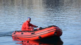 U Novskom ždrilu i dalje traje intenzivna potraga za nestalim pilotom