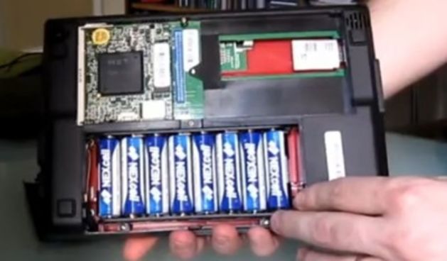 Netbook koji radi na AA baterije
