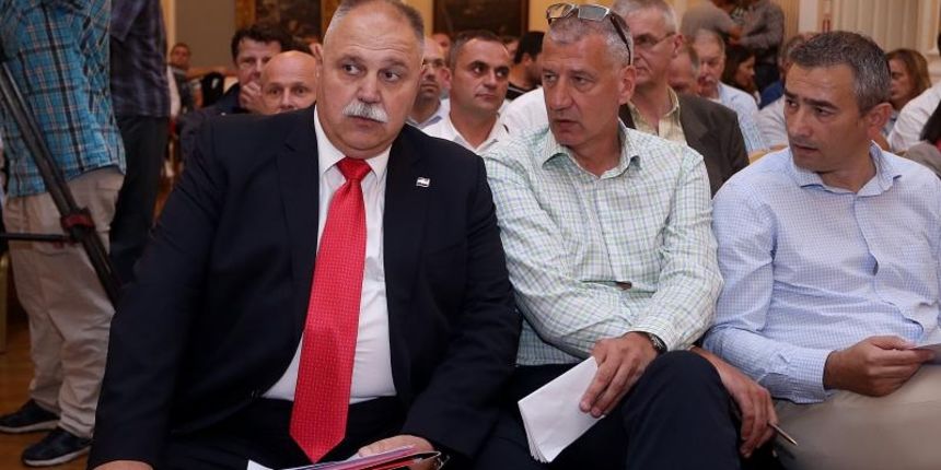 Aleksandar Petrovic, Ivan Suker. Photo: Goran Stanzl/PIXSELL Aleksandar Petrovic, Ivan Suker. Photo: Goran Stanzl/PIXSELL