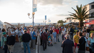 11. Gastol stol na biogradskoj rivi. Foto: Vinko Pešić 11. Gastol stol na biogradskoj rivi. Foto: Vinko Pešić