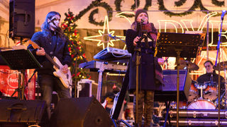 Doček 2017: Najluđa noć na zadarskom Poluotoku privukla više tisuća Zadrana i gostiju Doček 2017: Najluđa noć na zadarskom Poluotoku privukla više tisuća Zadrana i gostiju