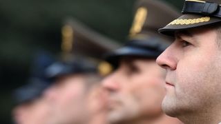 Paljenjem svijeća i polaganjem vijenaca, te mimohodom postrojbi započelo svečano obilježavanje 23. obljetnice VRO Maslenica. Foto. Dino Stanin/PIXSELL Paljenjem svijeća i polaganjem vijenaca, te mimohodom postrojbi započelo svečano obilježavanje 23. obljetnice VRO Maslenica. Foto. Dino Stanin/PIXSELL