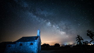 Prekrasan pogled na Mliječni put na noćnom nebu iznad Kamenjaka. Foto: Vinko Pešić Prekrasan pogled na Mliječni put na noćnom nebu iznad Kamenjaka. Foto: Vinko Pešić