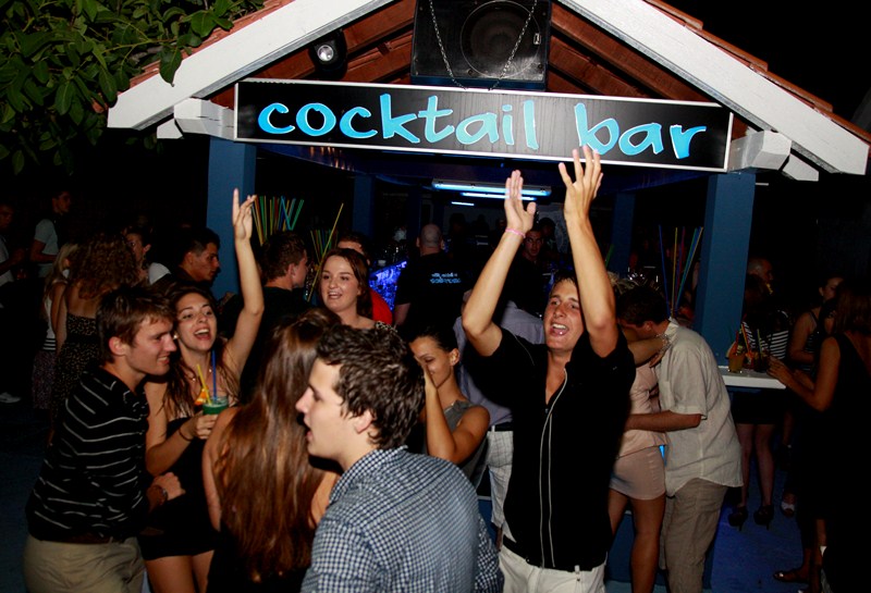 Vir: Otvorenje Coctail bara Noštromo, Foto: Lucija Juravić Vir: Otvorenje Coctail bara Noštromo, Foto: Lucija Juravić