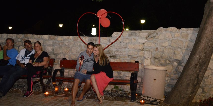 Romantična noć u Ninu izazvala buru oduševljenja Romantična noć u Ninu izazvala buru oduševljenja