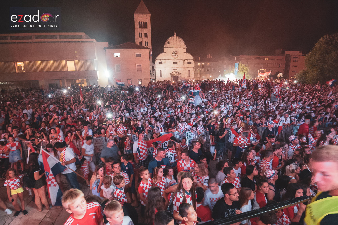 Zadar priredio nezaboravan doček svojim Vatrenim herojima