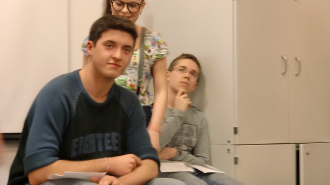 “Igrajmo se”: Olovka piše srcem, foto: I. Pejkovic “Igrajmo se”: Olovka piše srcem, foto: I. Pejkovic