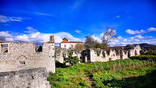 Vrana: Maskovica han, Foto: Leo Banic Vrana: Maskovica han, Foto: Leo Banic