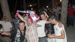 Biograd na Moru 17. srpnja 2009: Nastup Mladena Grdovica u diskoteci Marina Biograd na Moru 17. srpnja 2009: Nastup Mladena Grdovica u diskoteci Marina